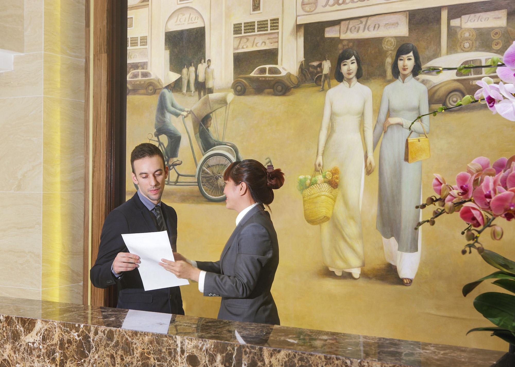 Imagen de los interiores del Hotel Adora Mira. Foto 18