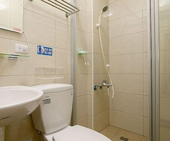 Imagen de la habitación del Hotel Adore, Luodong. Foto 5