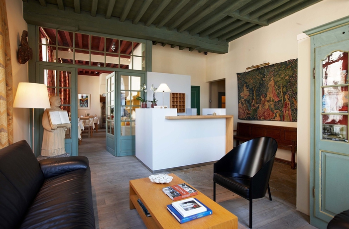 Imagen de los interiores del Hotel Adornes. Foto 6