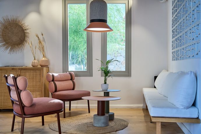 Imagen de los interiores del Hotel Adorno Beach and Suites. Foto 19