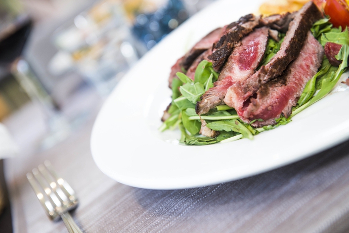 Imagen del bar/restaurante del Hotel Adoro. Foto 6