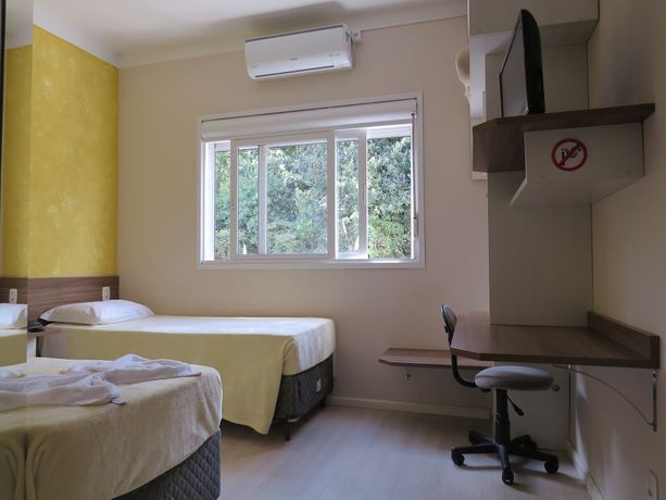 Imagen de la habitación del Hotel Adoro, Farroupilha. Foto 7