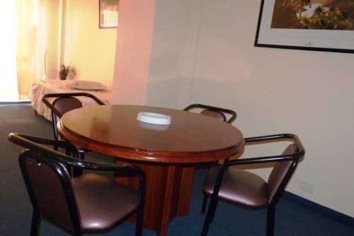 Imagen general del Hotel Adrazi. Foto 6