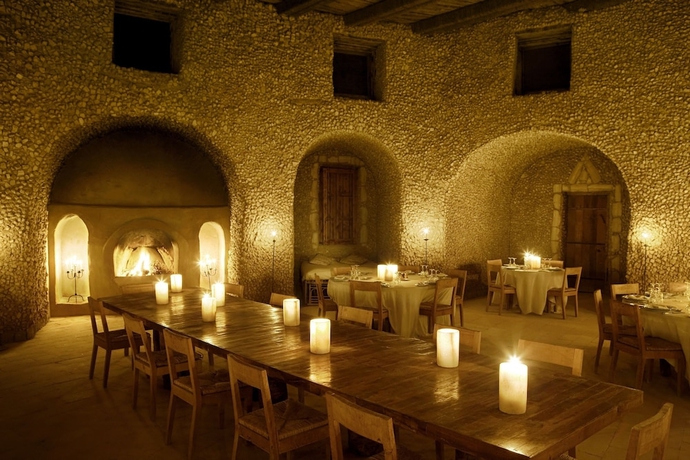 Imagen del bar/restaurante del Hotel Adrere Amellal. Foto 5
