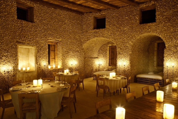 Imagen del bar/restaurante del Hotel Adrere Amellal. Foto 6