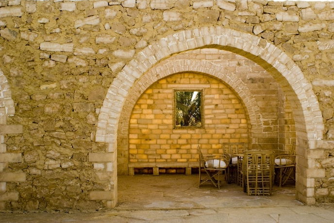 Imagen de los interiores del Hotel Adrere Amellal. Foto 14