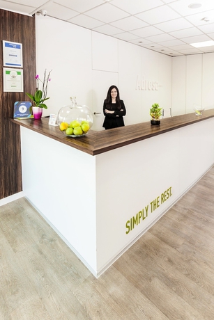 Imagen de los interiores del Hotel Adresa Suites. Foto 16