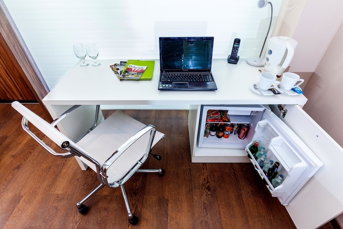 Imagen de la habitación del Hotel Adresa Suites. Foto 10