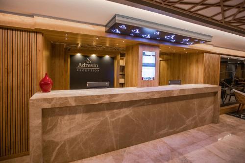 Imagen general del Hotel Adresin. Foto 2