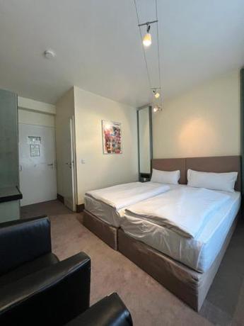 Imagen general del Hotel Adrett K&ouml;nigsallee, Dusseldorf. Foto 6