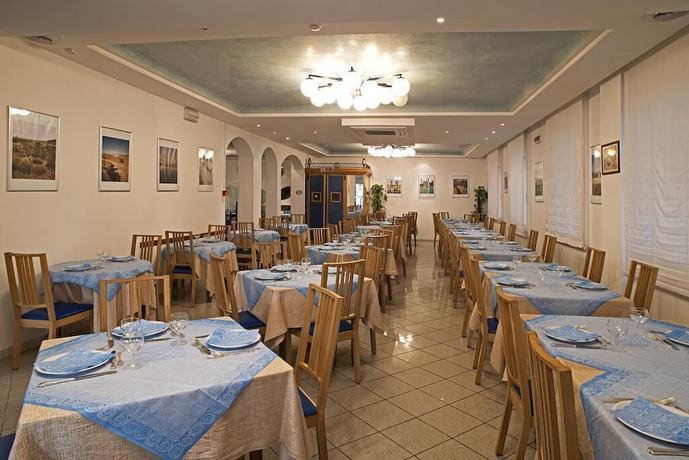 Imagen del bar/restaurante del Hotel Adria, C&agrave; Bianchini. Foto 4