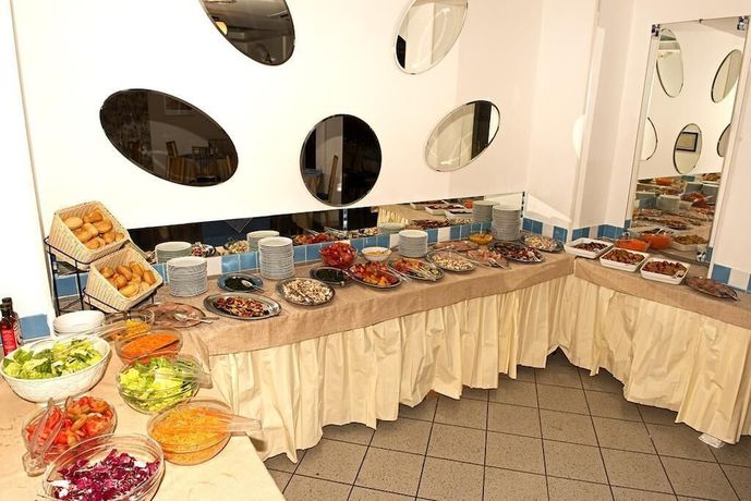 Imagen del bar/restaurante del Hotel Adria, C&agrave; Bianchini. Foto 5