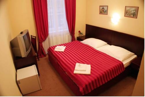 Imagen general del Hotel Adria, KARLOVY VARY. Foto 2