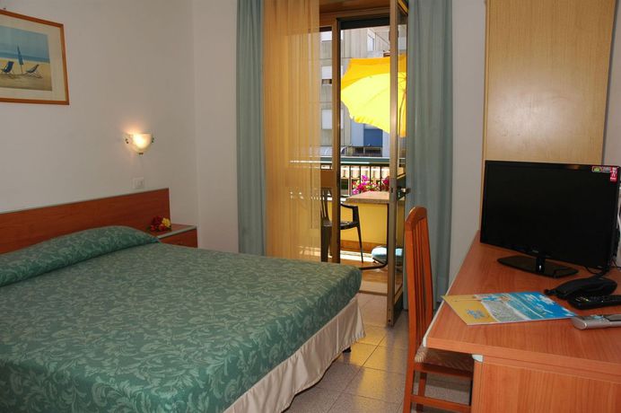 Imagen de la habitación del Hotel Adria, Lignano Sabbiadoro. Foto 7