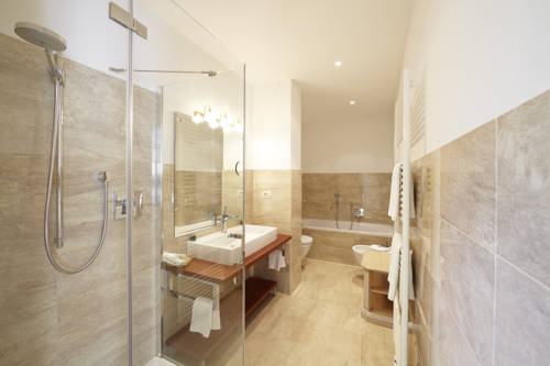 Imagen de la habitación del Hotel Adria, Merano. Foto 13
