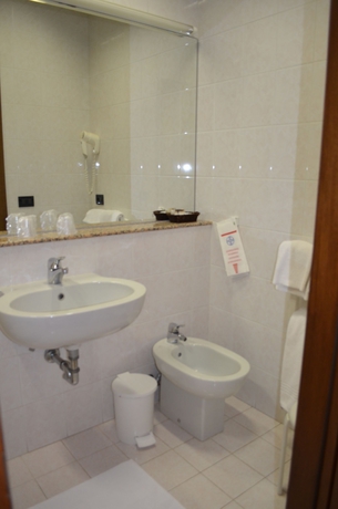 Imagen de la habitación del Hotel Adria, Mestre. Foto 9