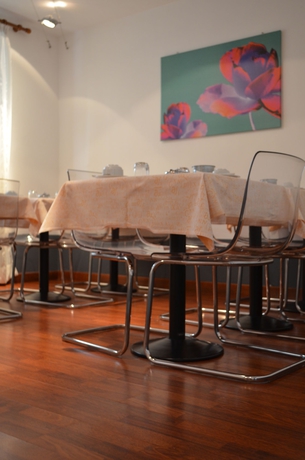 Imagen del bar/restaurante del Hotel Adria, Mestre. Foto 6