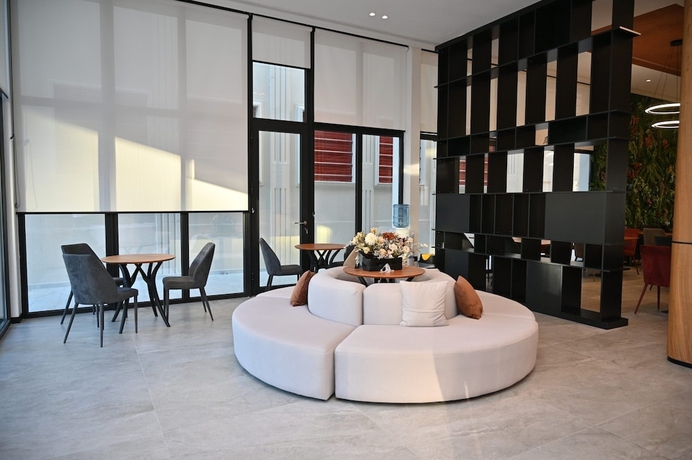 Imagen de los interiores del Hotel Adria Palace. Foto 16
