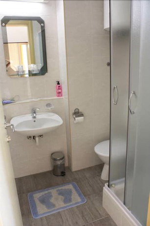 Imagen de la habitación del Hotel Adria sport. Foto 12