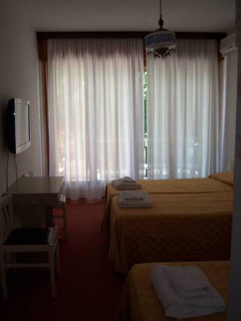 Imagen de la habitación del Hotel Adriaco. Foto 5