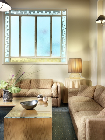 Imagen de los interiores del Hotel Adrian, Atenas. Foto 13