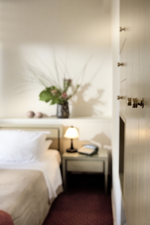 Imagen de la habitación del Hotel Adrian, Atenas. Foto 8