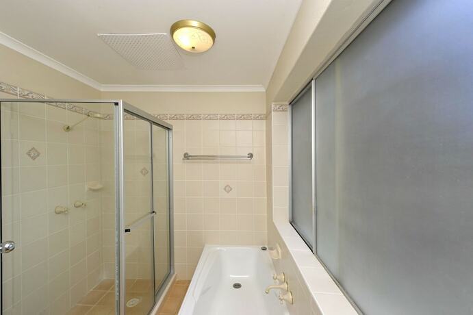 Imagen de la habitación del Hotel Adriana, 6/83-85 Ronald Avenue. Foto 8