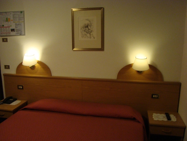 Imagen de la habitación del Hotel Adriana, Alleghe. Foto 8
