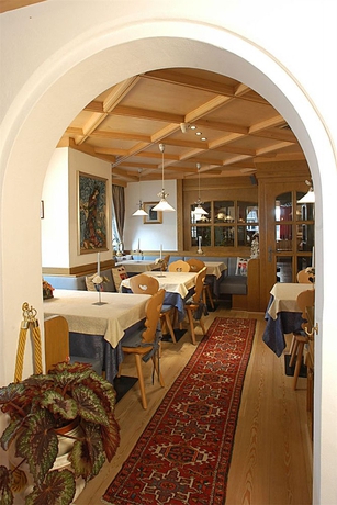 Imagen de los interiores del Hotel Adriana, Alleghe. Foto 10