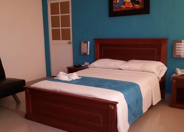 Imagen de la habitación del Hotel Adriands. Foto 8