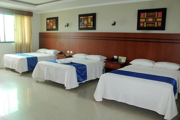 Imagen de la habitación del Hotel Adriands. Foto 11