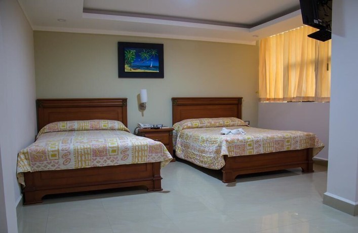 Imagen de la habitación del Hotel Adriands. Foto 13