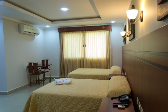 Imagen de la habitación del Hotel Adriands. Foto 18