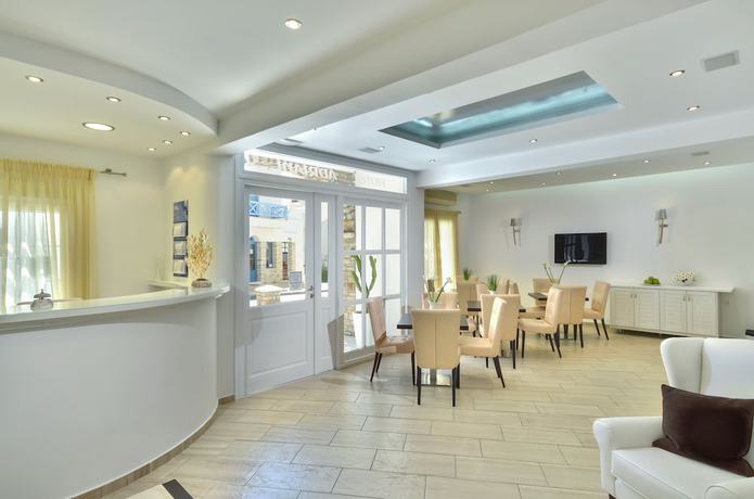 Imagen de los interiores del Hotel Adriani. Foto 36