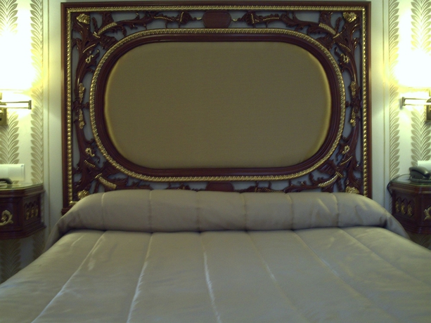 Imagen de la habitación del Hotel Adriano, Sevilla. Foto 6