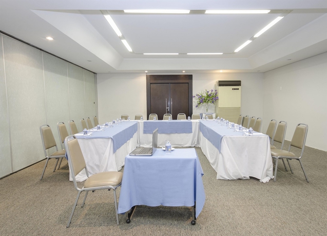 Imagen de los interiores del Hotel Adrianópolis All Suites. Foto 10