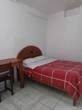 Imagen de la habitación del Hotel Adrianos Hostel. Foto 18