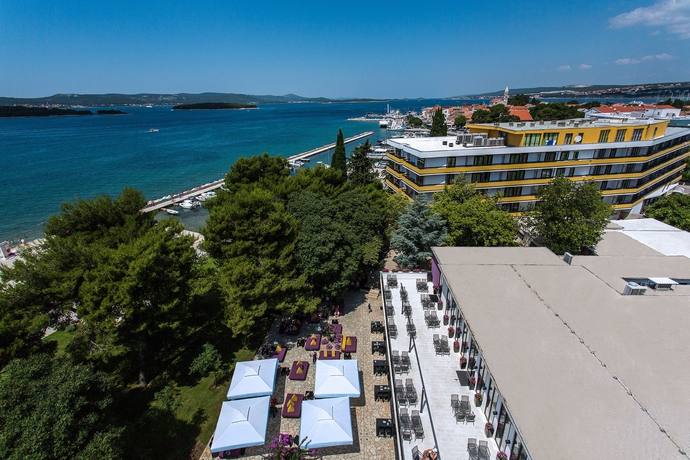 Imagen general del Hotel Adriatic, Biograd na Moru. Foto 1