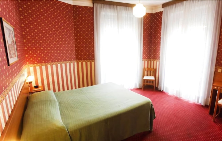 Imagen de la habitación del Hotel Adriatic, Borgo. Foto 10