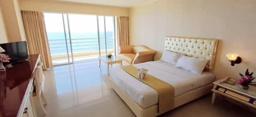Imagen de la habitación del Hotel Adriatic Palace Hotel Pattaya. Foto 2