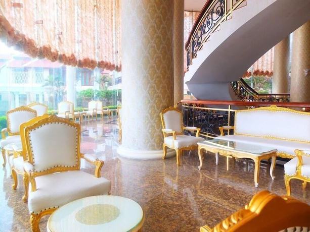 Imagen de los interiores del Hotel Adriatic Palace Hotel Pattaya. Foto 3