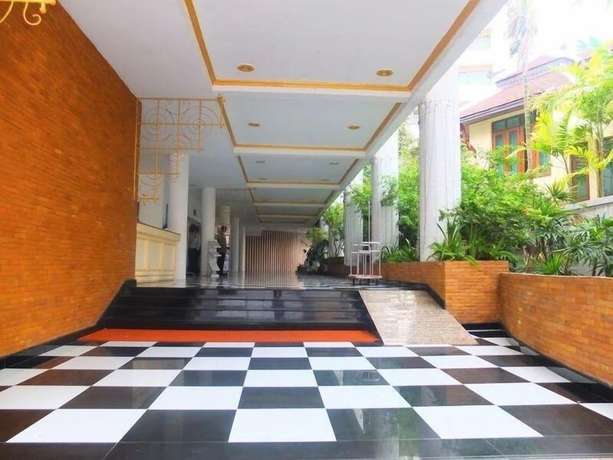 Imagen de los interiores del Hotel Adriatic Palace Hotel Pattaya. Foto 5