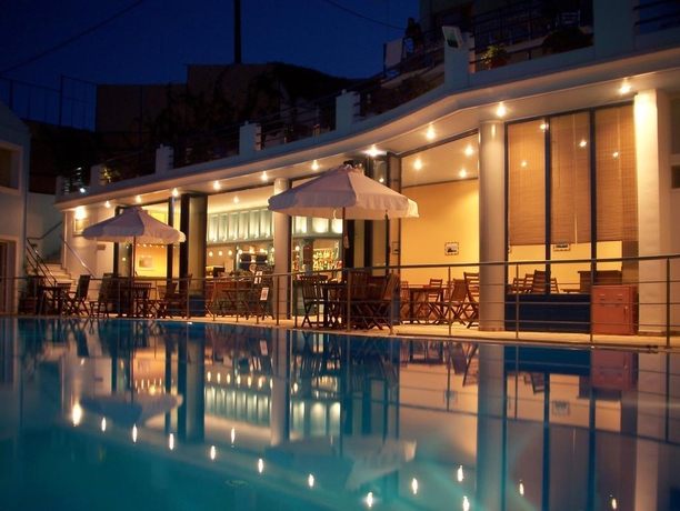 Imagen general del Hotel Adriatica. Foto 8