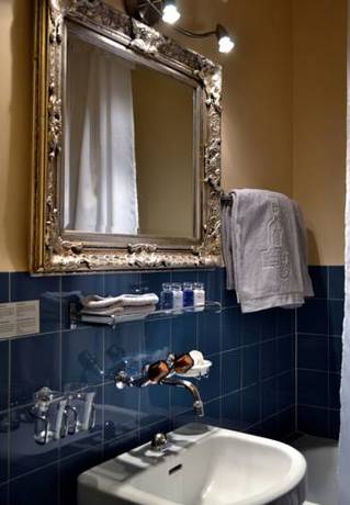 Imagen de la habitación del Hotel Adriatica, Ginebra. Foto 5