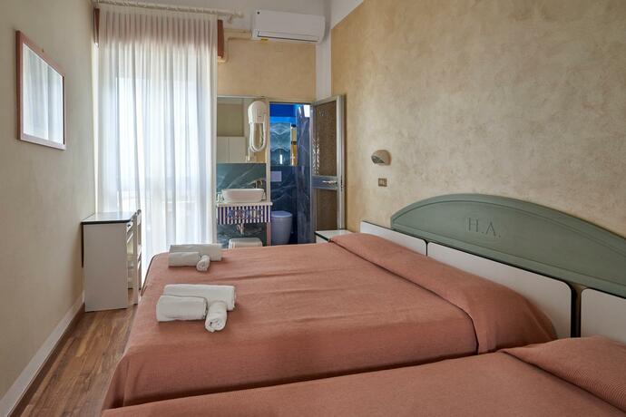 Imagen general del Hotel Adriatica sul Mare. Foto 39