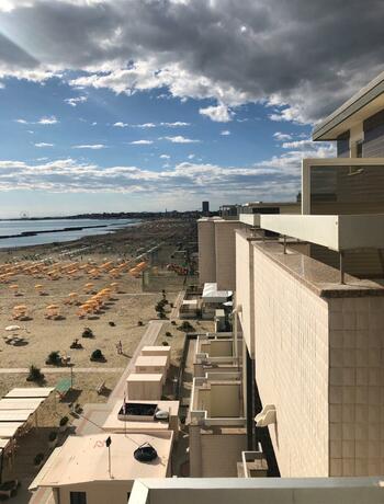 Imagen general del Hotel Adriatica sul Mare. Foto 55