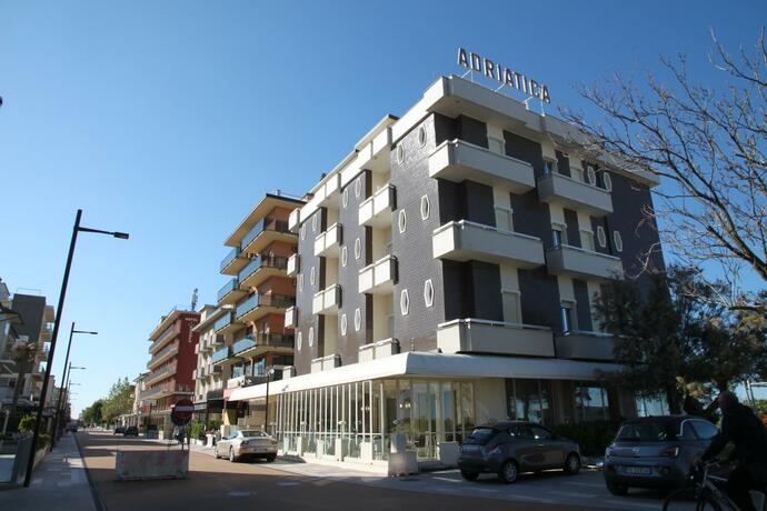 Imagen general del Hotel Adriatica sul Mare. Foto 61