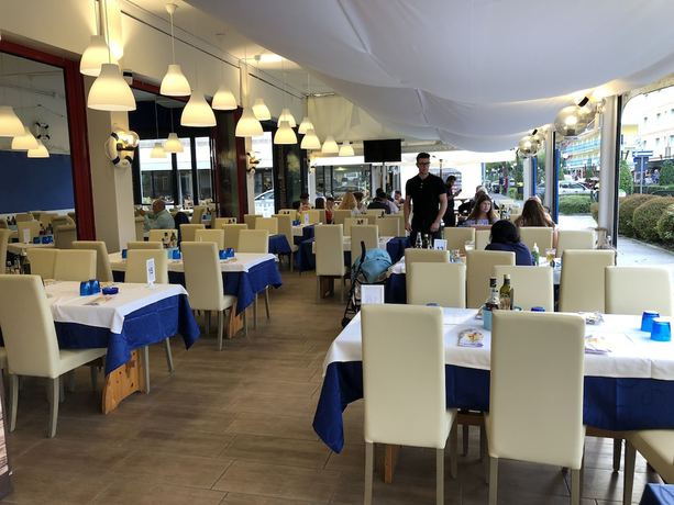 Imagen del bar/restaurante del Hotel Adriatico, Bibione. Foto 3