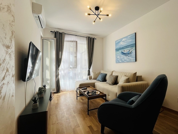 Imagen general del Hotel Adriatico, Ivanovići. Foto 1