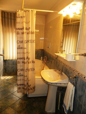 Imagen de la habitación del Hotel Adriatico, Timisoara. Foto 14